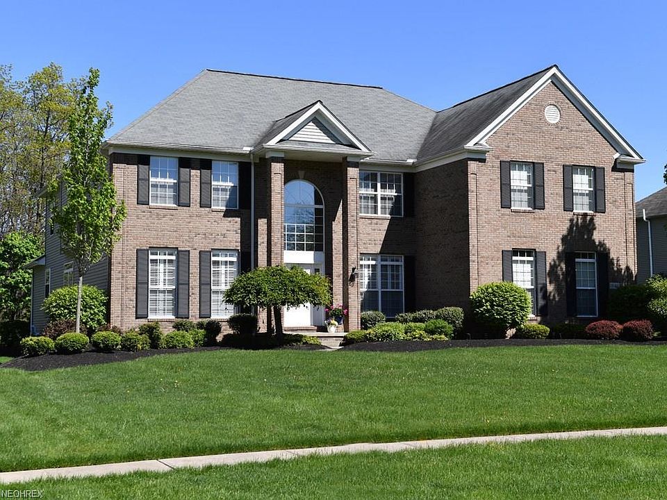 1st image of 18411 Stony Point Dr