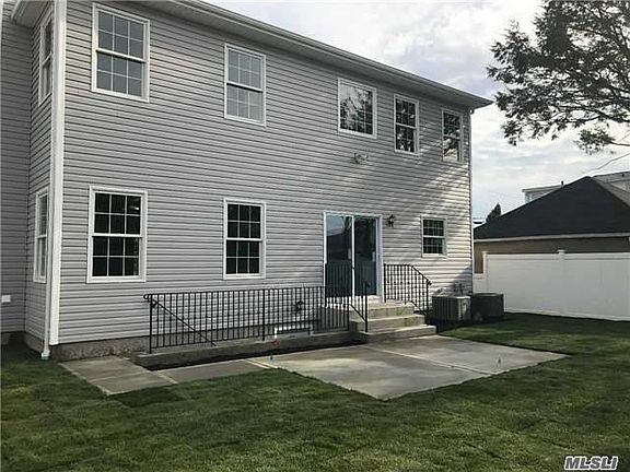 2nd image of 90 Dow Ave