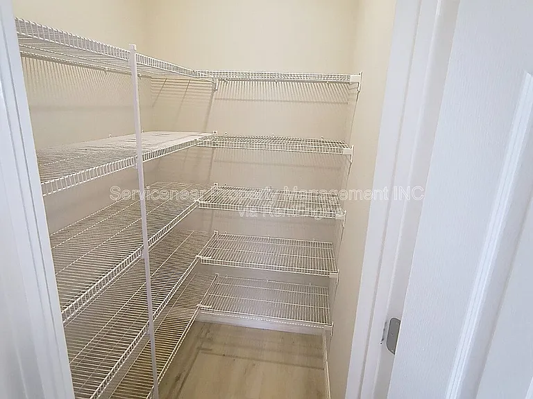 12937 Camarillo Pl — Photo 24