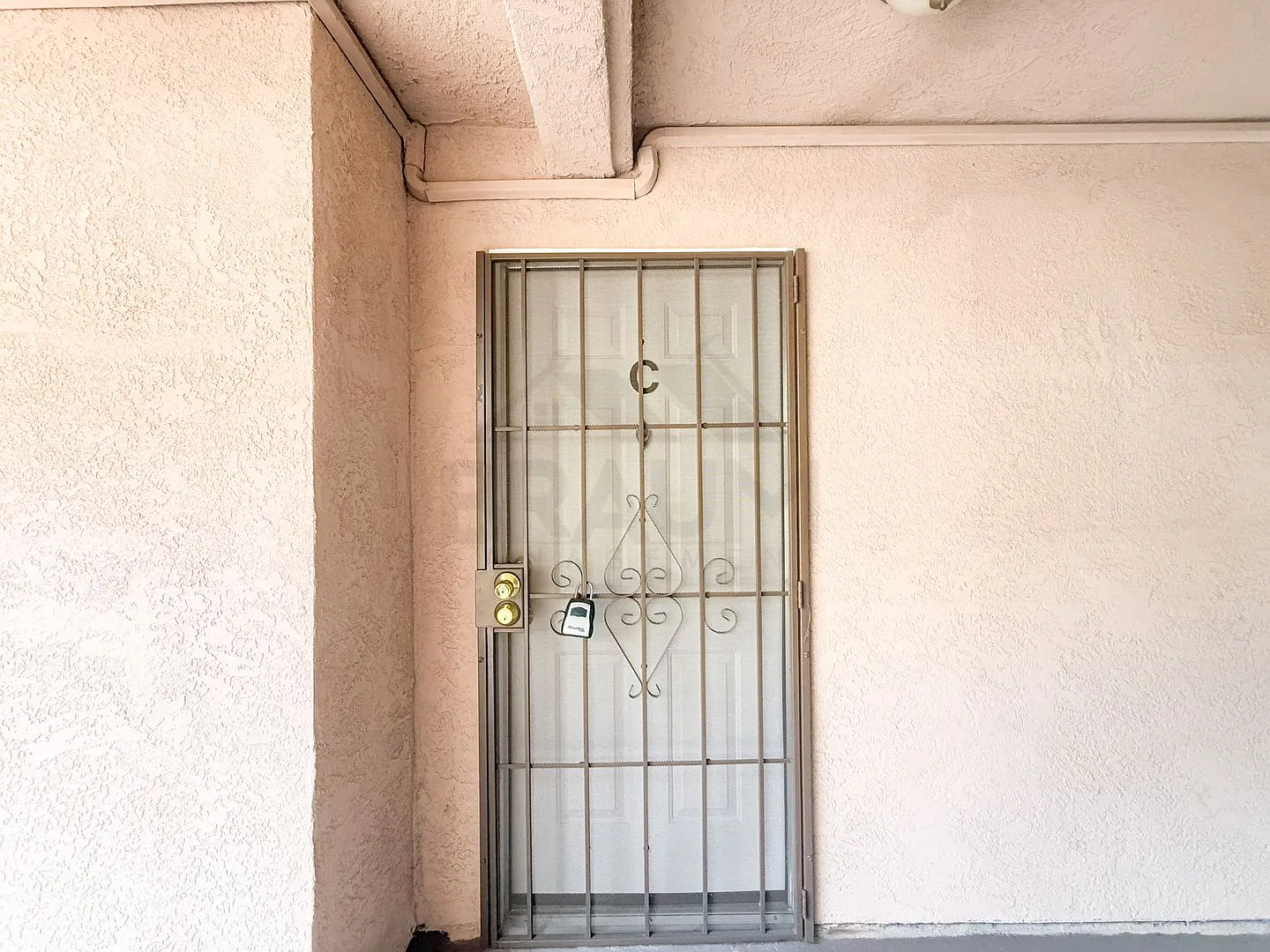 221 Elm Ave — Photo 3