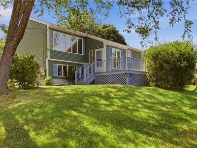 125 Colonial Ave, Tiverton, RI, 02878