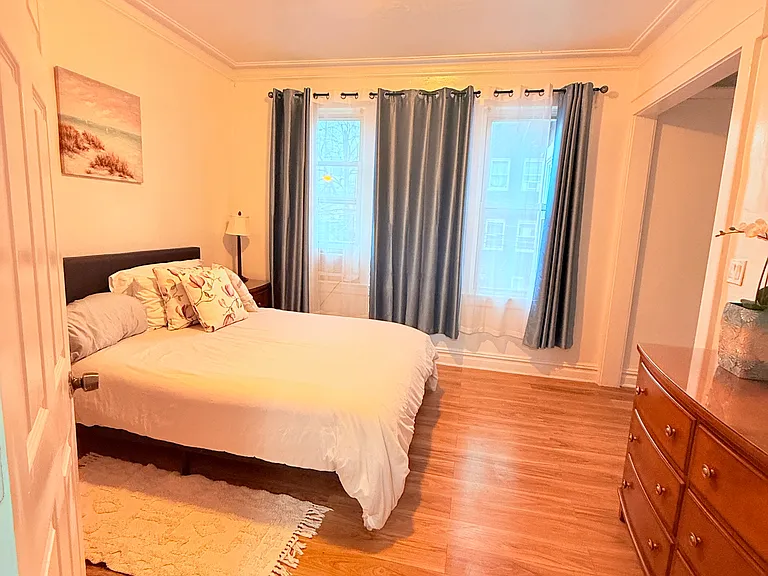 52 Brookdale Ave #2 — Photo 4