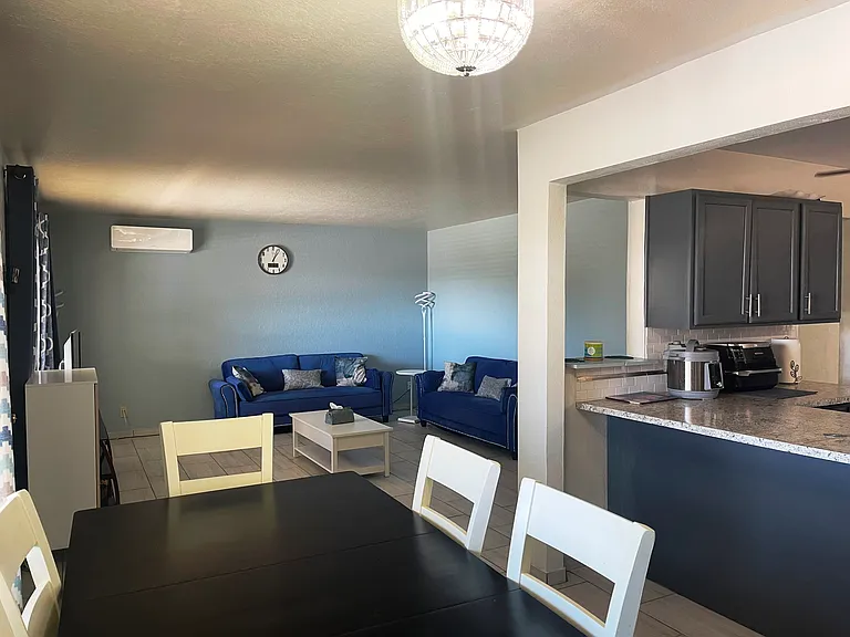 2112 Garcia St NE — Photo 6