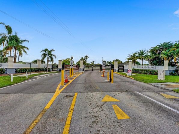 5050 SW 29th St, Davie, FL 33314