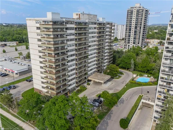 215 Glenridge Ave #1510, Saint Catharines, ON L2T 3J7