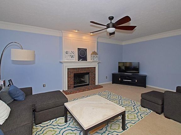 2nd image of 35784 Ithaca Dr