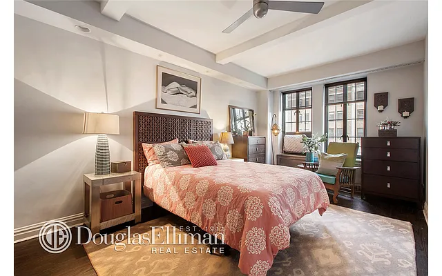 Sold by Douglas Elliman | media 27