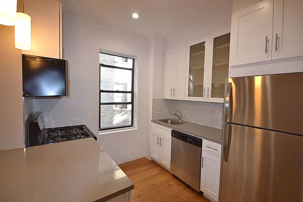 Rented by Silverstein Collection LLC  | media 6