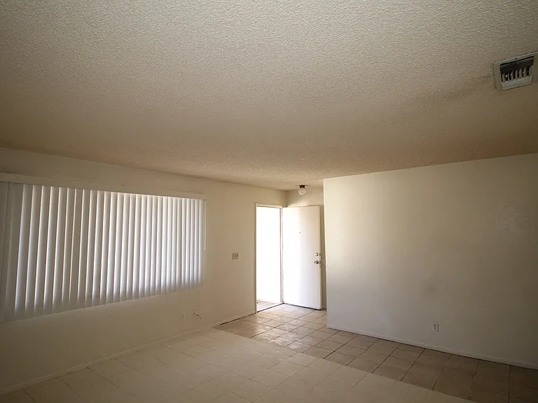 Higgins Rd — Photo 2