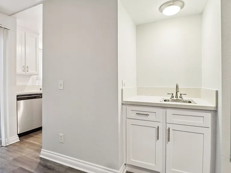 14056 Valleyheart Dr. — Photo 45