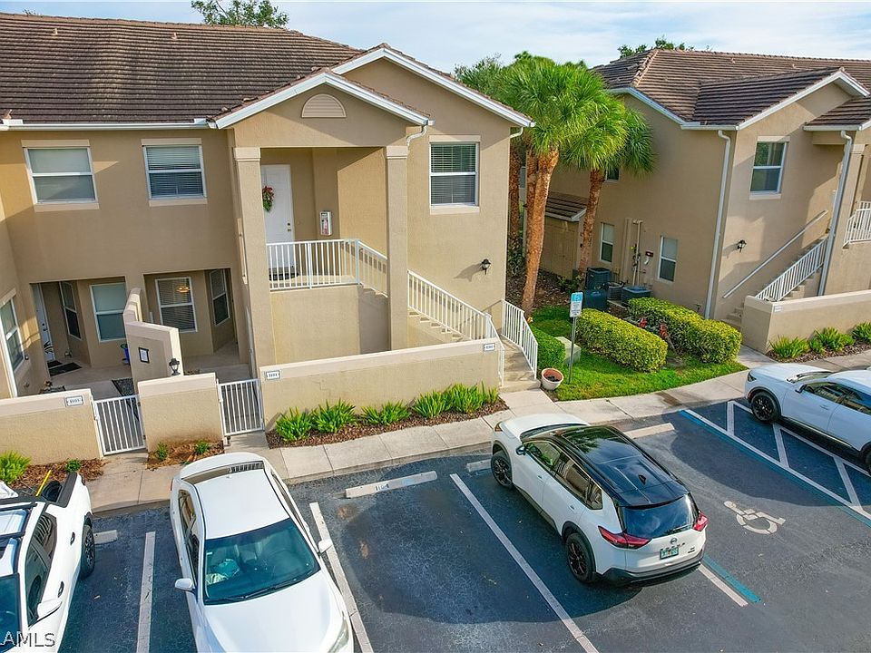 2nd image of 12110 Summergate Cir APT 104