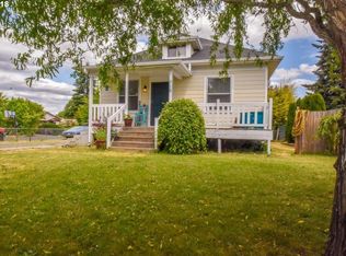 916 S 12th Ave, Cornelius, OR 97113