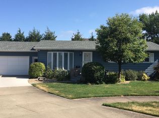 811 Sibert Pl, Pierre, SD 57501