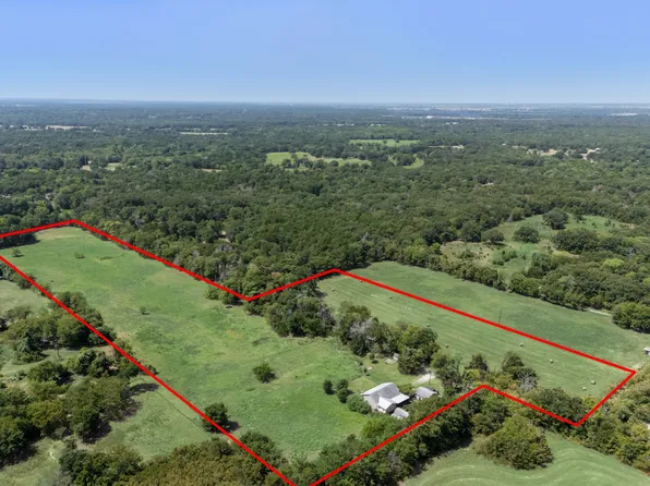 13905 Debbie Ln, Quinlan, TX 75474