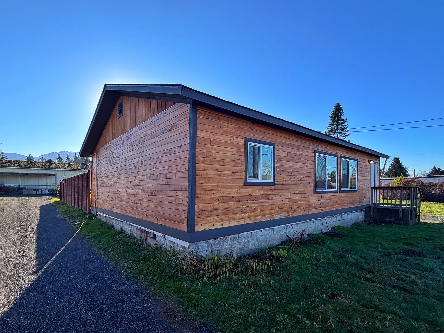 2 bed, 1200 sqft, $2,400 — Photo 1