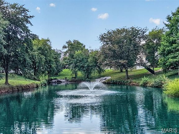 4th image of 217 Country Hollow Ct
