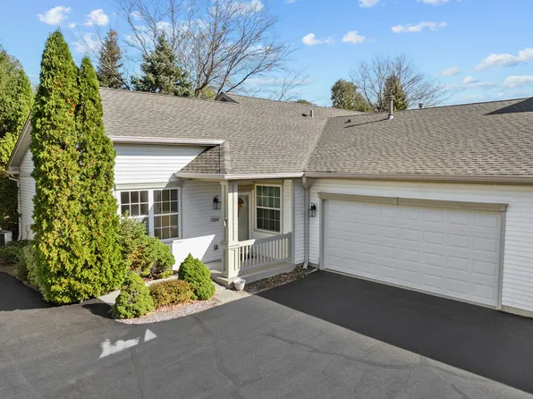 13054 W Pennsylvania Ave, Huntley, IL 60142