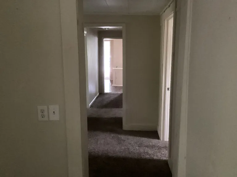 147 Carpenter St — Photo 5