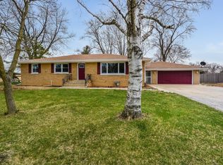 905 Maryville Dr, Lockport, IL 60441