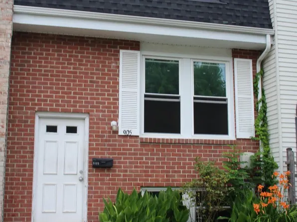 905 Top View Dr, Edgewood, MD 21040