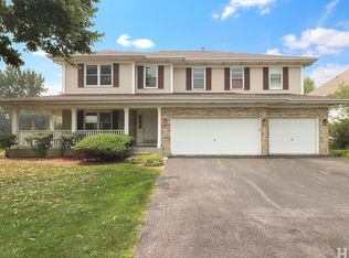 8032 Connor Dr, Long Grove, IL 60047
