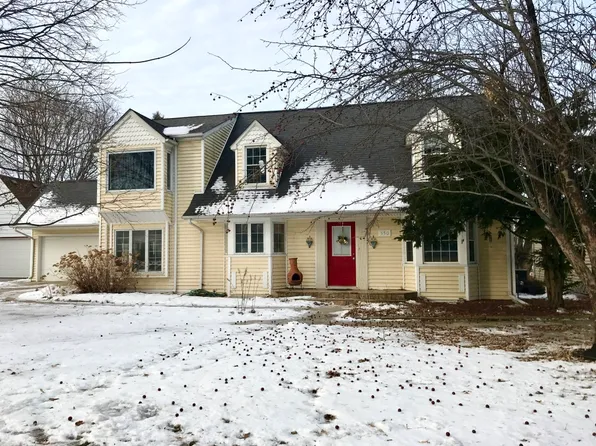 550 1st St N, Winsted, MN 55395