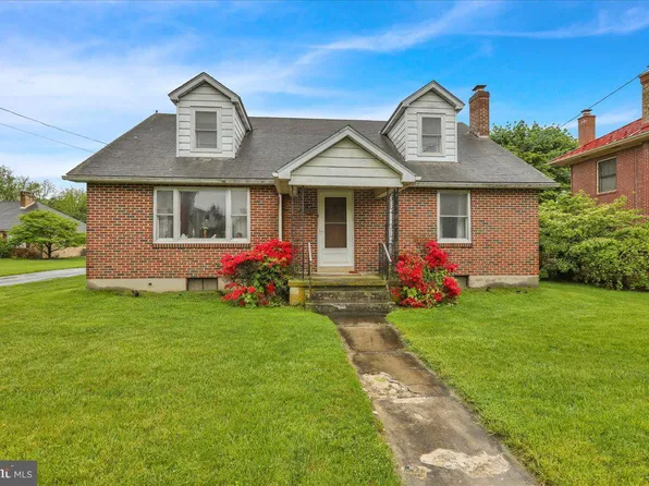 36 Old Bowers Rd, Mertztown, PA 19539