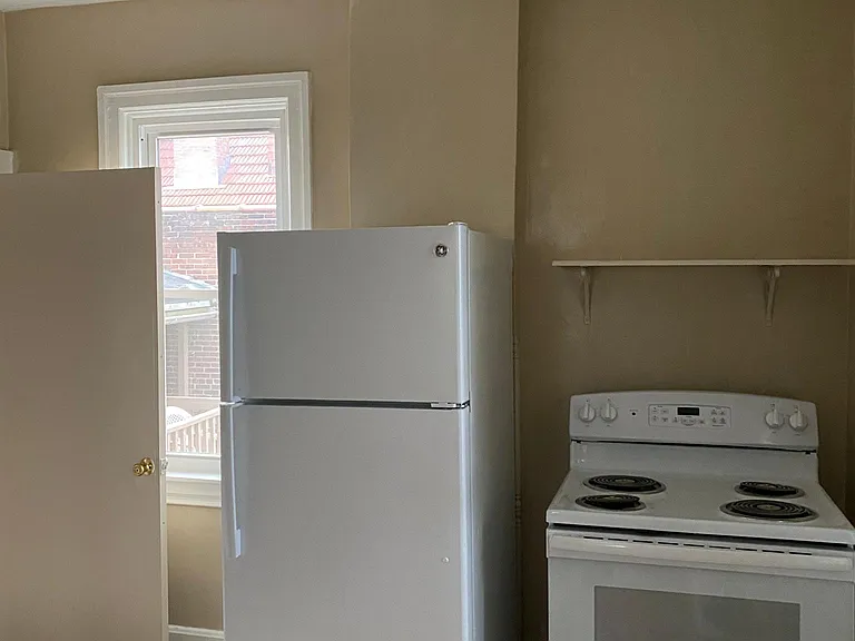 232 N Potomac St #3 — Photo 11