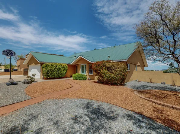 10420 Vista Del Sol Dr NW, Albuquerque, NM 87114