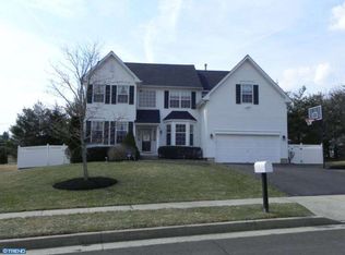113 Cliveden Dr, Newtown, PA 18940