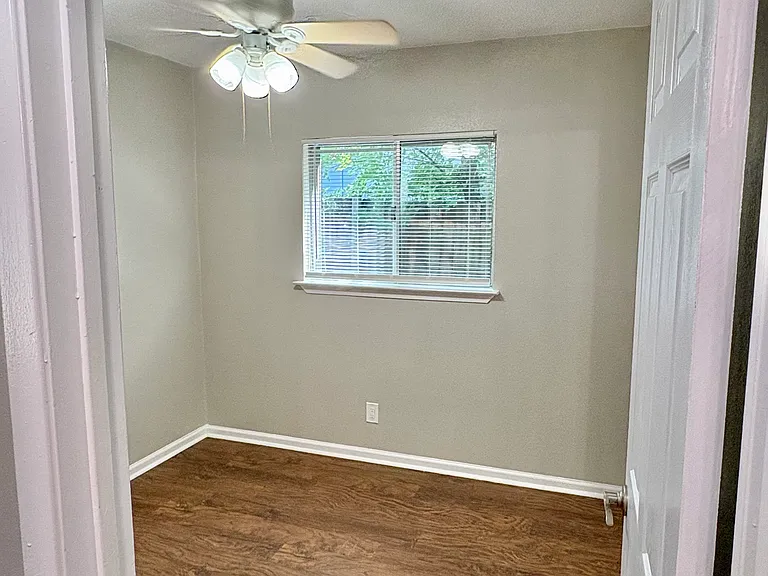 1626 Chippeway Ln — Photo 10