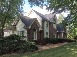 6200 Heacham Ct, Raleigh, NC 27614