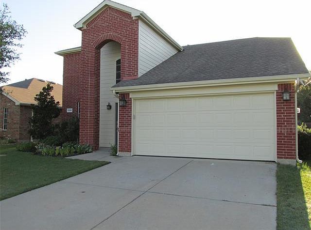 1st image of 11836 Hickory Cir