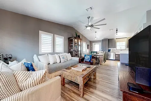 607 Sandkey Dr #2-ID1268417P Photo 1