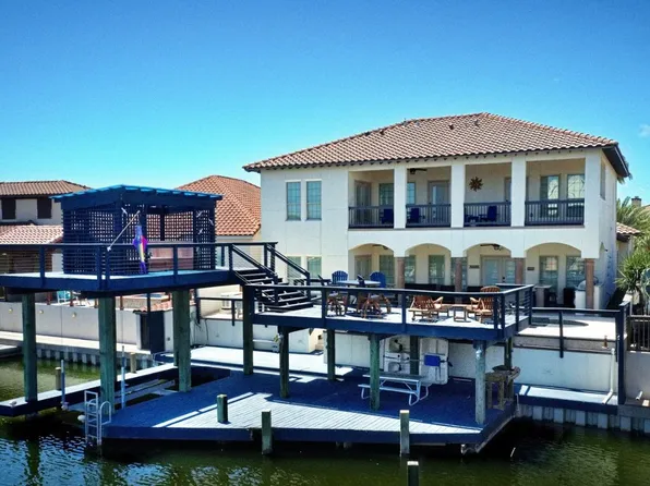 13834 Captains Row, Corpus Christi, TX 78418