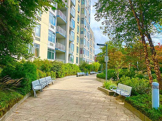 4th image of 40-22 College Point Blvd #10FT3