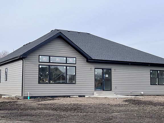2nd image of 205 Wesley Dr