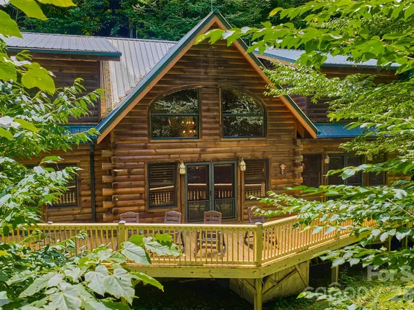 1482 Howard Moore Rd, Hot Springs, NC 28743