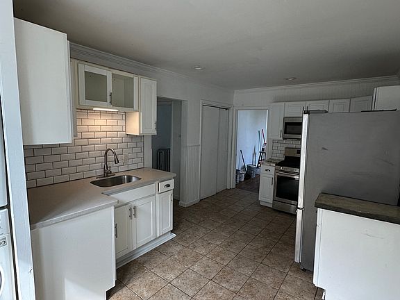 2nd image of 777 Columbus Pkwy APT 3