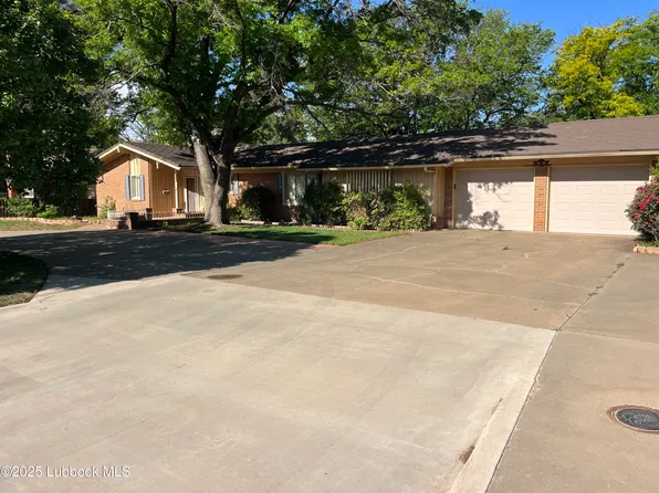 1105 Holliday St, Plainview, TX 79072