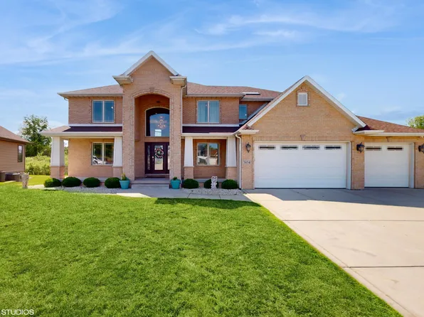 7434 Falling Leaf Cir, Schererville, IN 46375