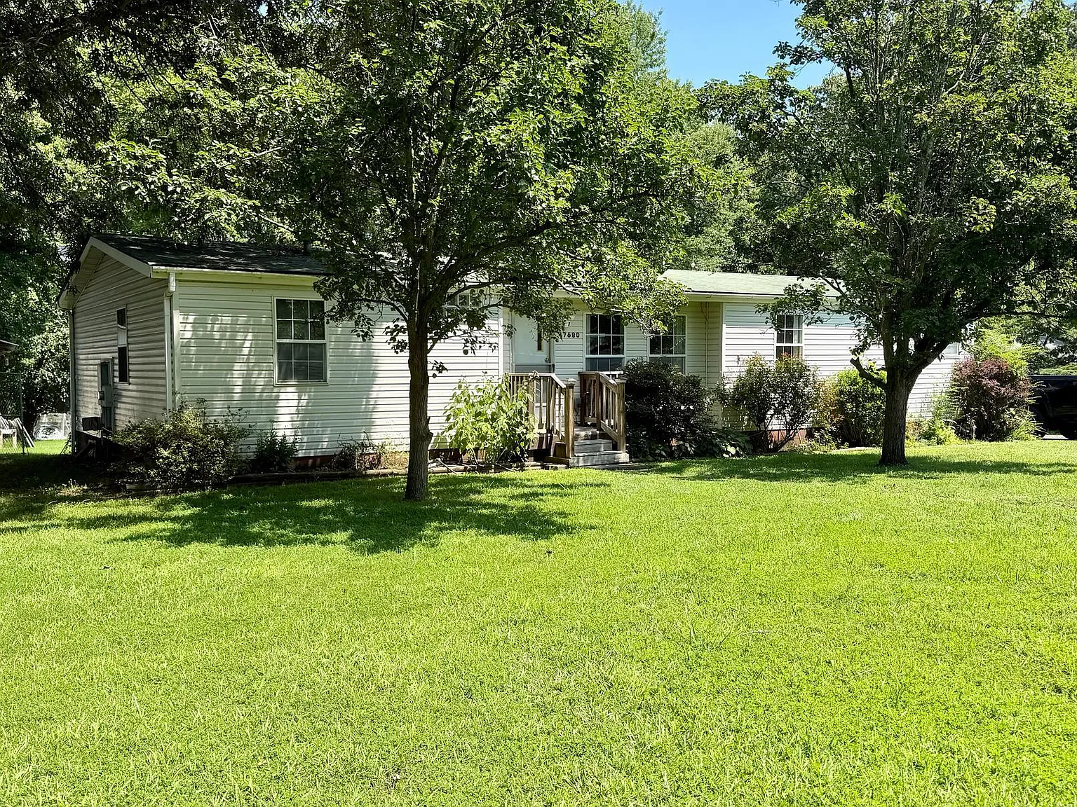 3 bed, 1552 sqft, $2,600 — Photo 1
