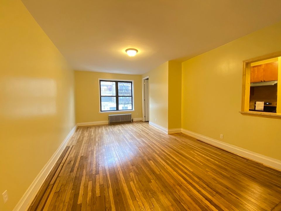1st image of 520 Lincoln Pl #3A