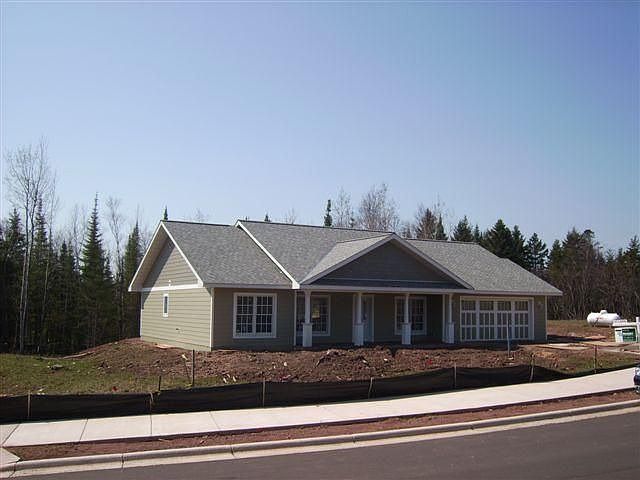 2nd image of 1408 Hidden Springs Ln