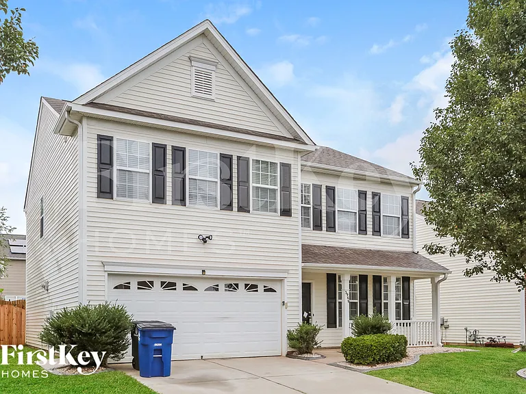 3969 Creekmoore Dr — Photo 2