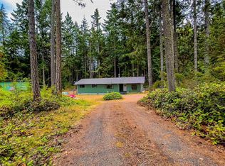 1082 Place Rd, Port Angeles, WA 98363