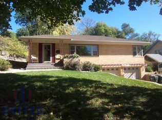 2126 Heights Ave, Sioux City, IA 51104