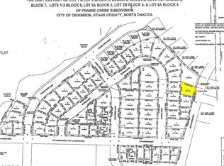 5 Grasslands Dr, Dickinson, ND 58601