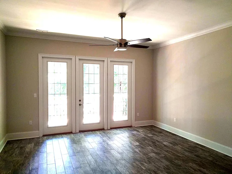 1829 Ashley Hall Way — Photo 17