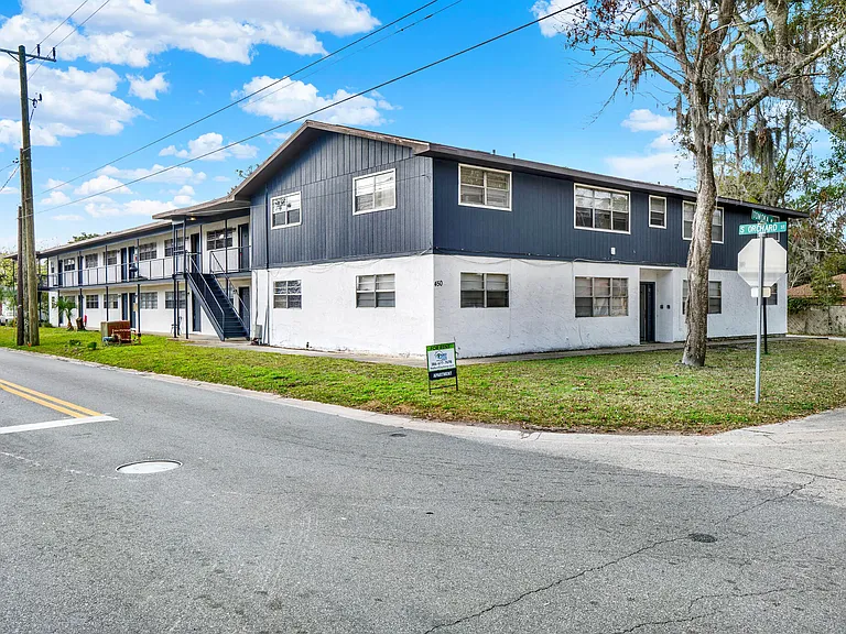 450 Tomoka Ave #215 — Photo 3